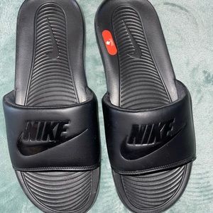 Men black Nike slides size 13